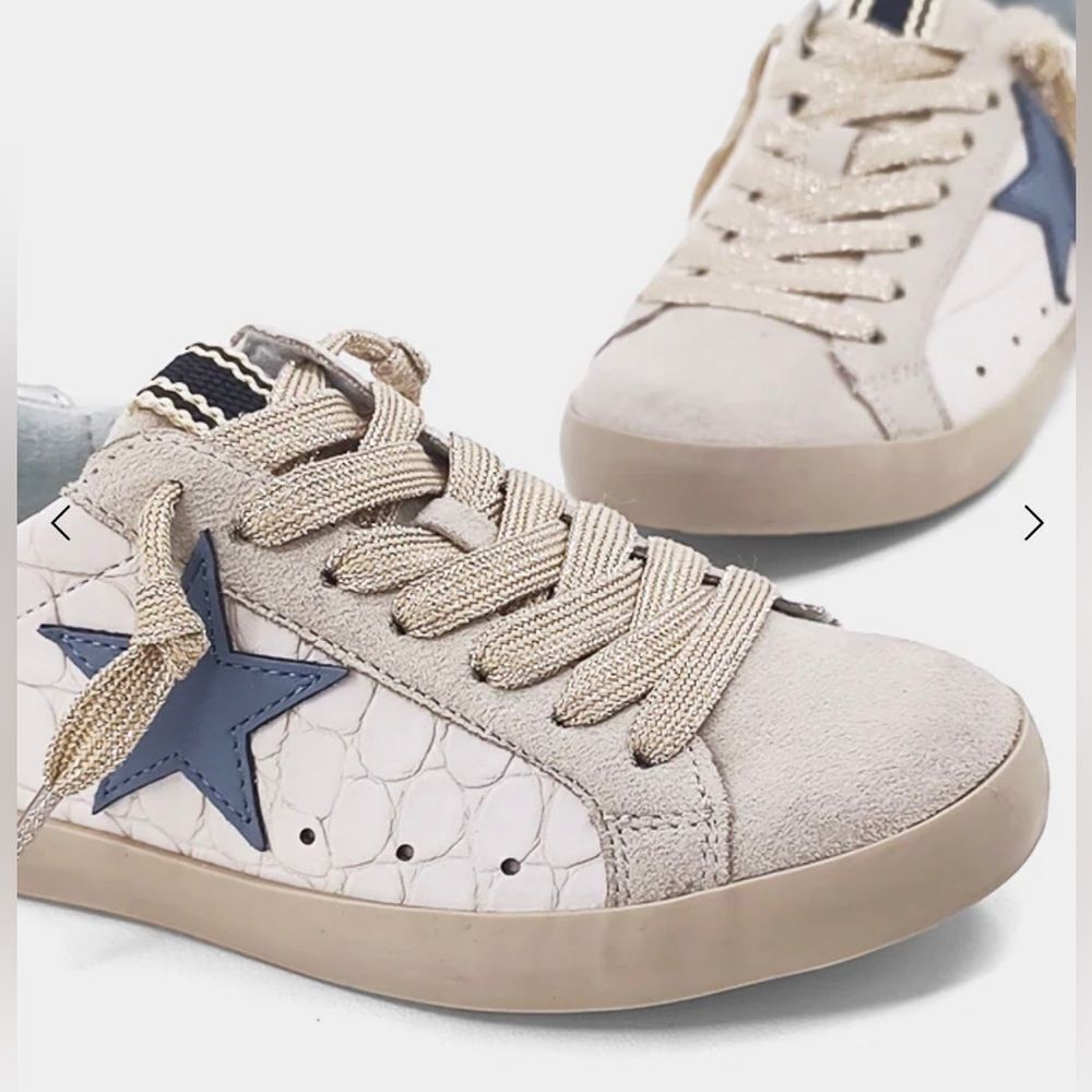 SHUSHOP Beige and Blue/white Star Sneakers; Size 3; great pre-loved condition!